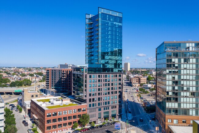More details for 730 N Milwaukee Ave, Chicago, IL - Office for Lease