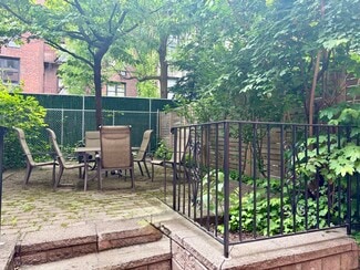 Plus de détails pour 220 E 30th St, New York, NY - Bureau/Médical à louer