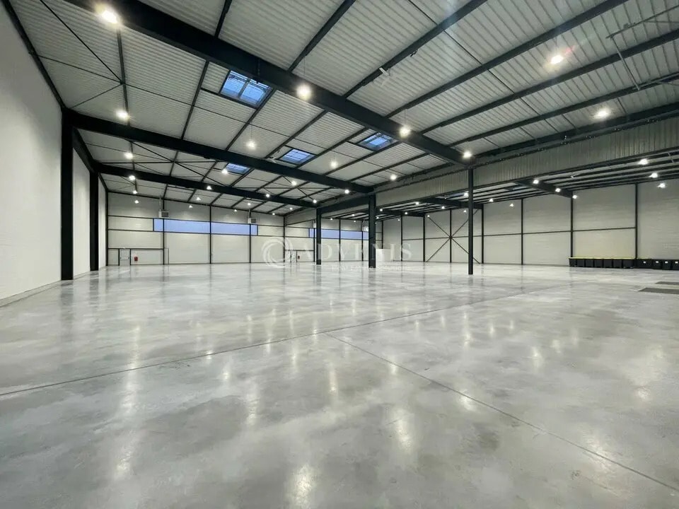 Flex in Le Bourget for lease Interior Photo- Image 1 of 8