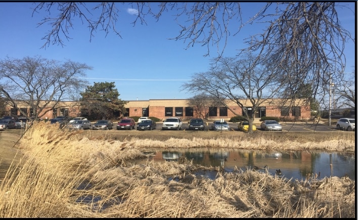 2200 N Stonington Ave, Hoffman Estates, IL for sale Building Photo- Image 1 of 3