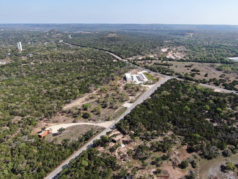 2935 Jacobs Well rd, Wimberley, TX à vendre - Photo du bâtiment - Image 3 de 12