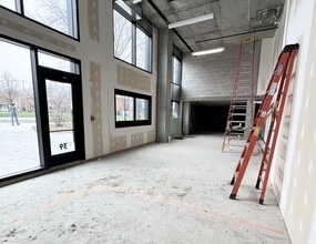 39 E Hubbard Ave, Columbus, OH for lease Interior Photo- Image 2 of 8