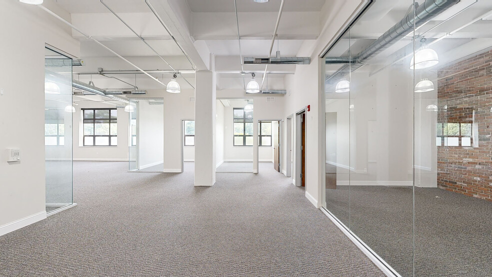 409 Joyce Kilmer Ave, New Brunswick, NJ à louer - Numérisation 3D de Matterport - Image 3 de 22