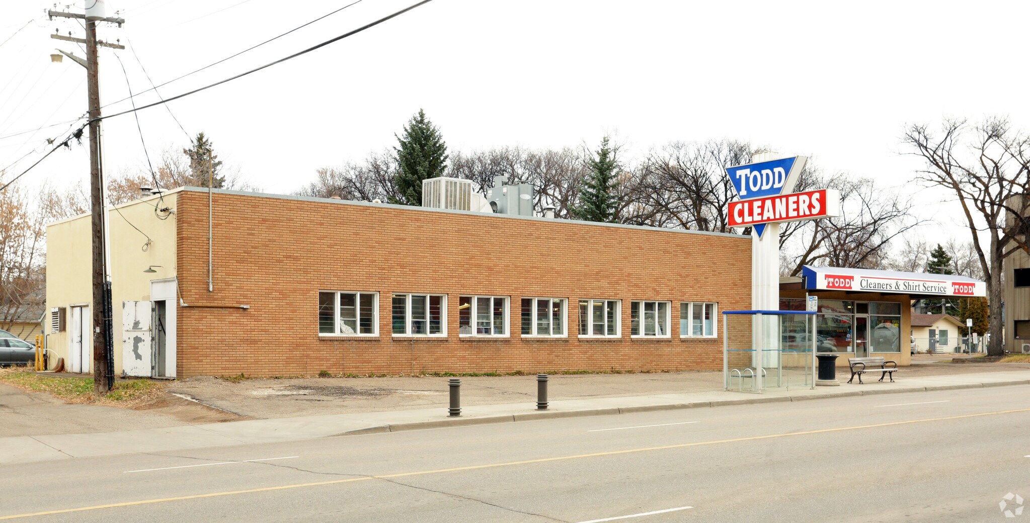 8905 99th St NW, Edmonton, AB à vendre Photo du bâtiment- Image 1 de 1