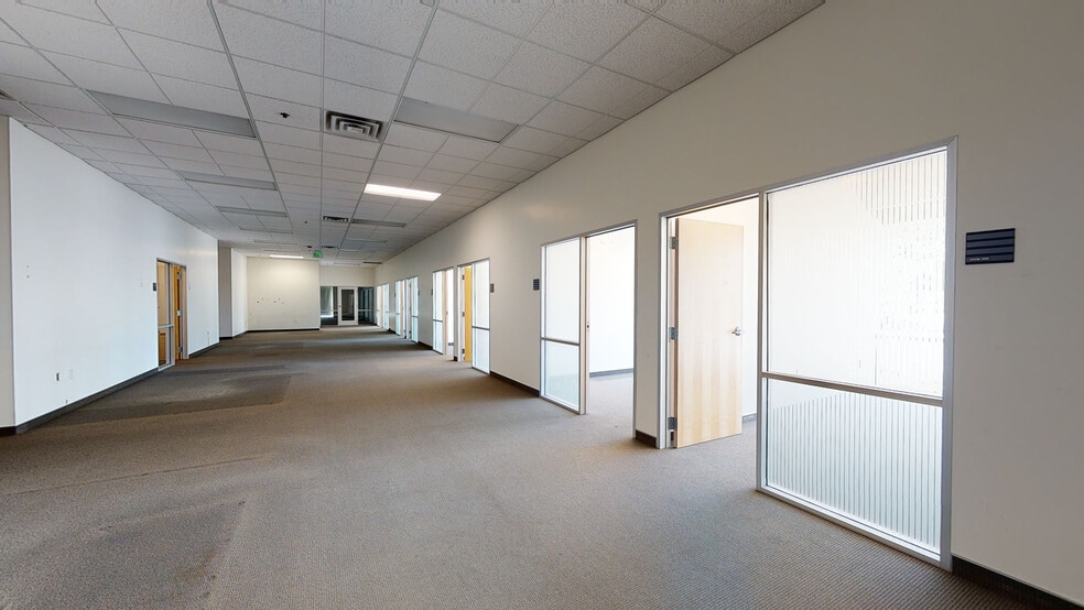 1535 Rancho Conejo Blvd, Thousand Oaks, CA for sale - Matterport 3D Scan - Image 3 of 25