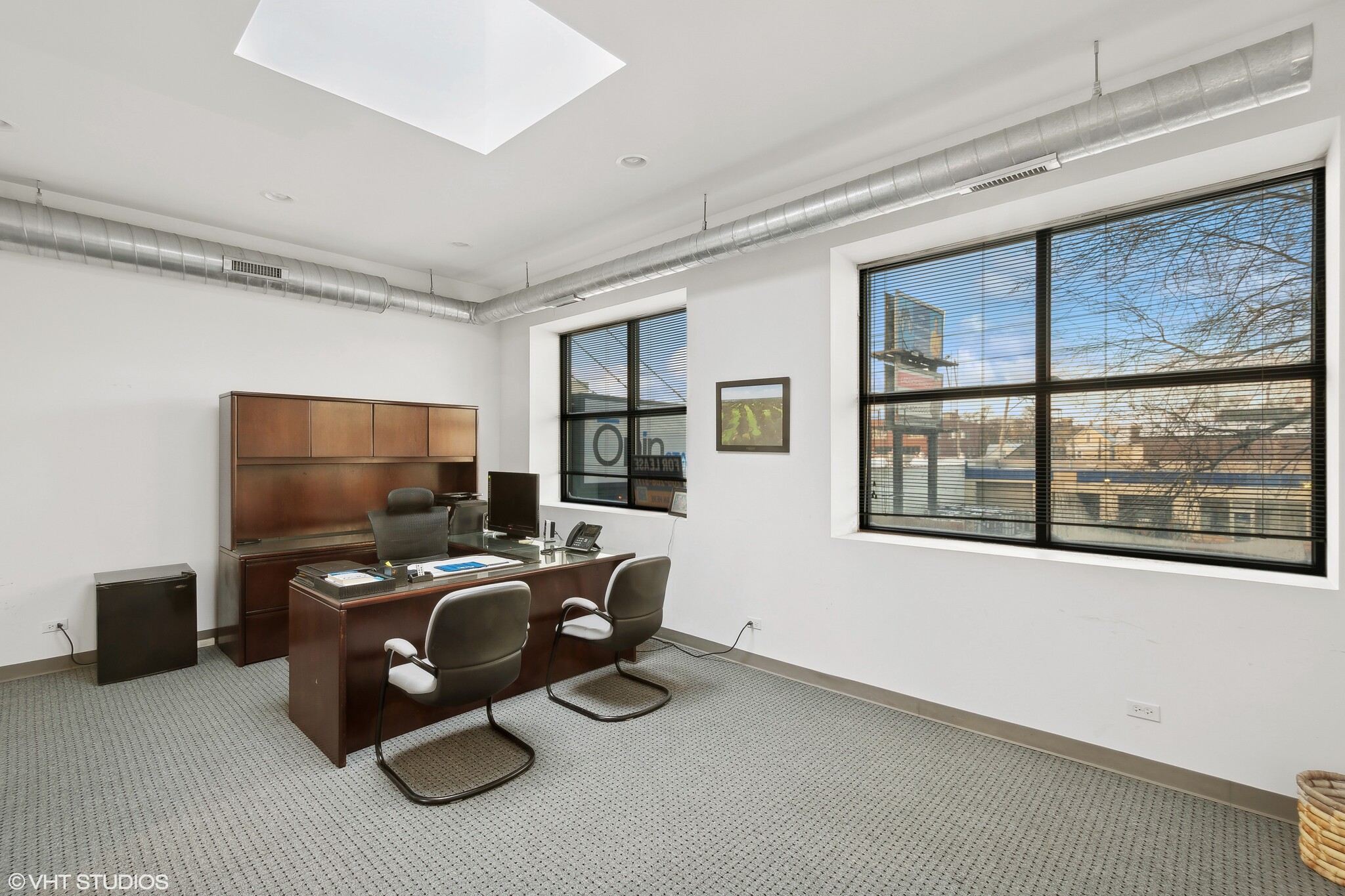 2147 N Western Ave, Chicago, IL for lease Interior Photo- Image 1 of 8