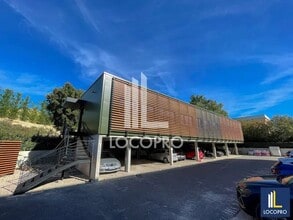 Bureau dans Venelles à louer Photo du bâtiment- Image 1 de 6