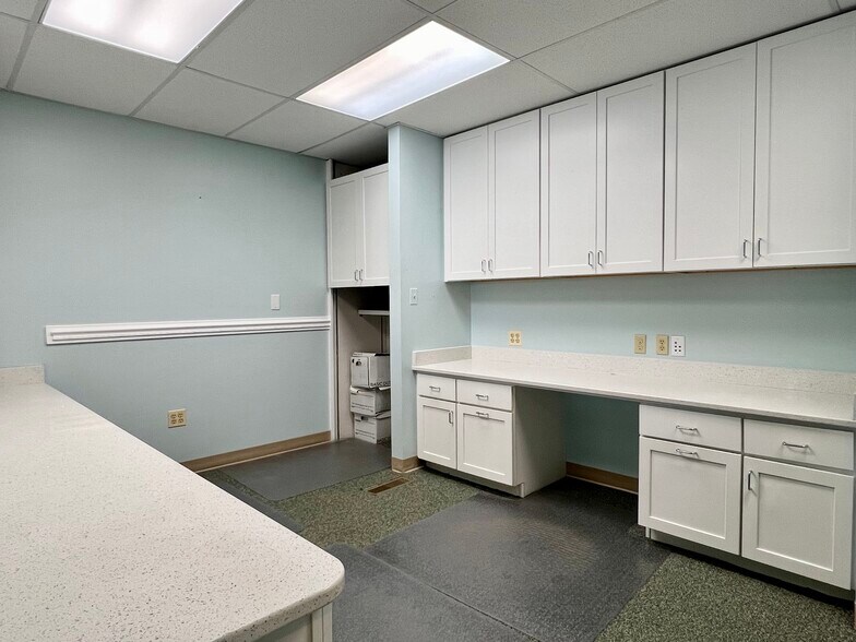 508 Cynwood Dr, Easton, MD for sale - Interior Photo - Image 3 of 19