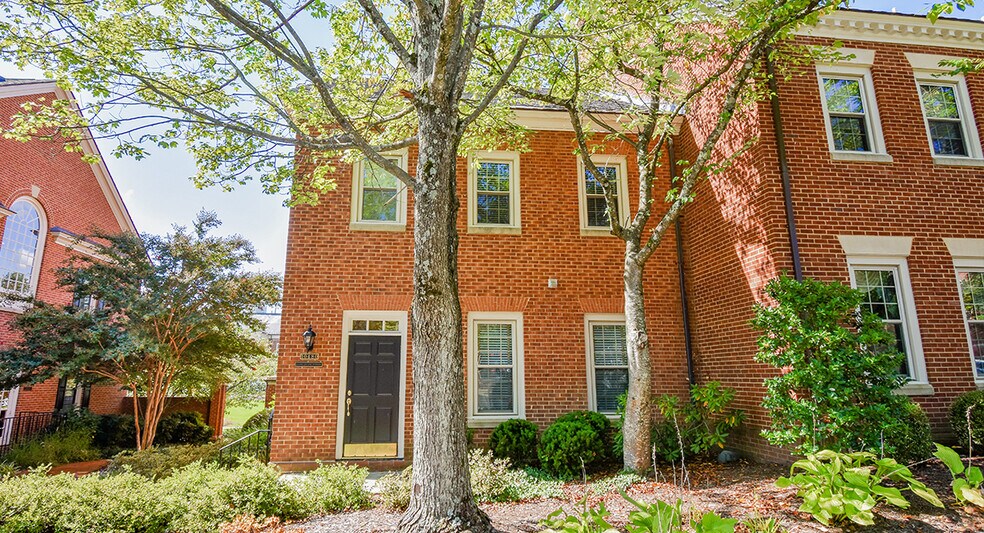 10480-10486 Armstrong St, Fairfax, VA à vendre - Photo du bâtiment - Image 2 de 3