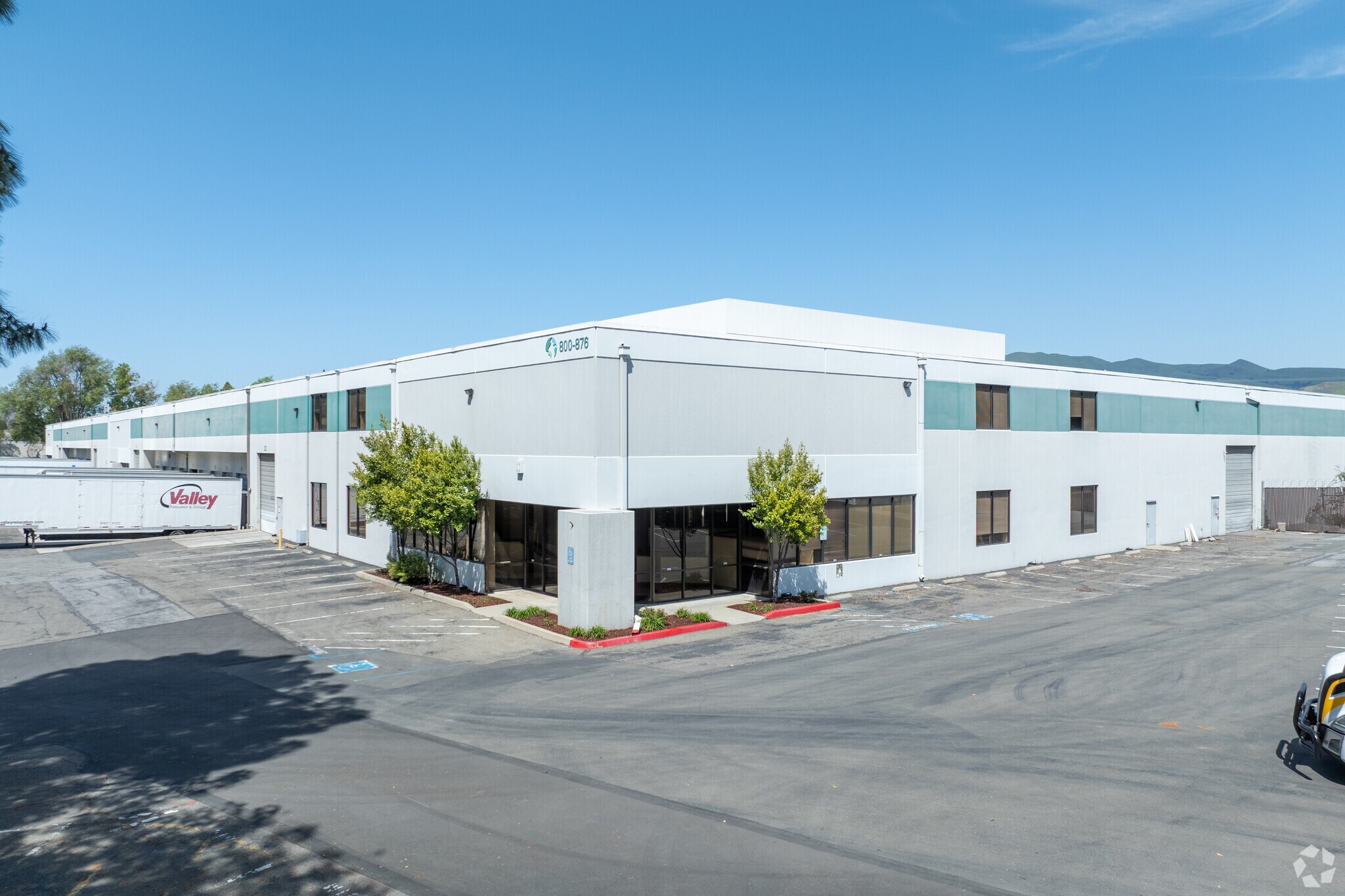 746-876 S Milpitas Blvd, Milpitas, CA à louer Photo principale- Image 1 de 13