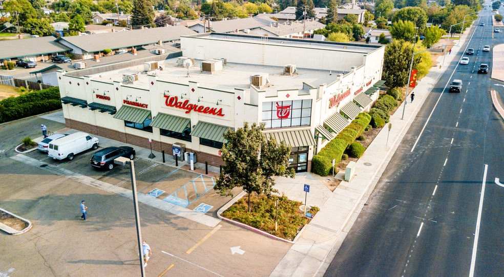 2589 Jensen Ave, Sanger, CA for sale - Building Photo - Image 3 of 8