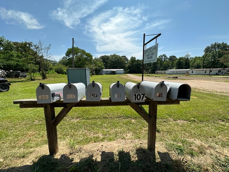 1607 George Thomas Rd, Texarkana, TX à vendre - Photo du bâtiment - Image 3 de 53