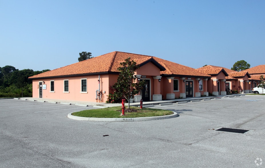 Mediterranea Professional Park portfolio of 6 properties for sale on LoopNet.ca - Primary Photo - Image 1 of 6