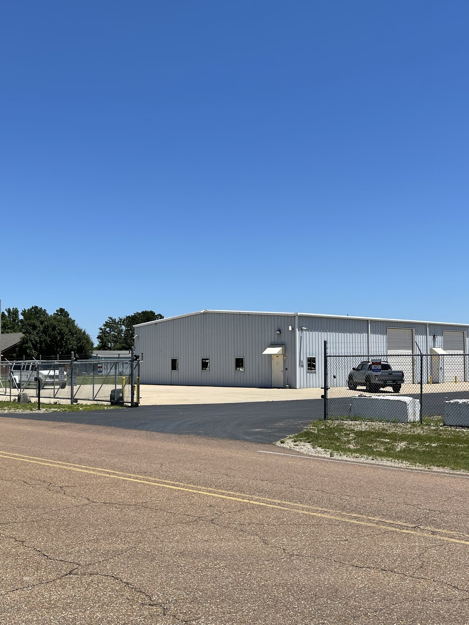 640 Industrial Rd, Savannah, TN for sale Building Photo- Image 1 of 1