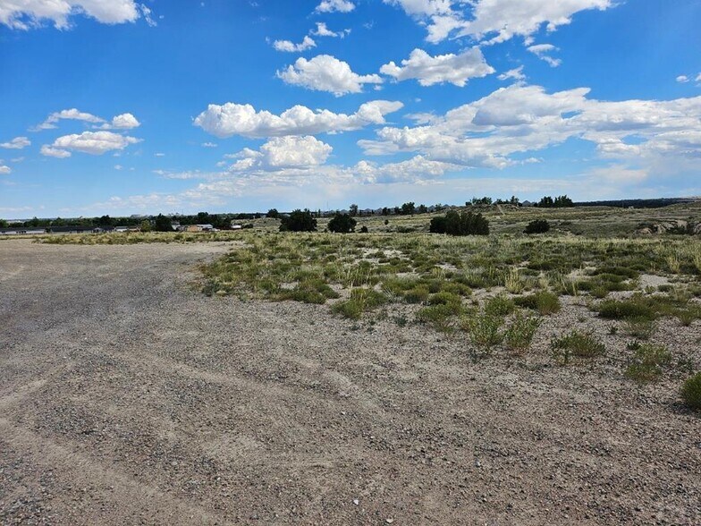 Pueblo Blvd, Pueblo, CO à vendre - Photo du bâtiment - Image 1 de 2