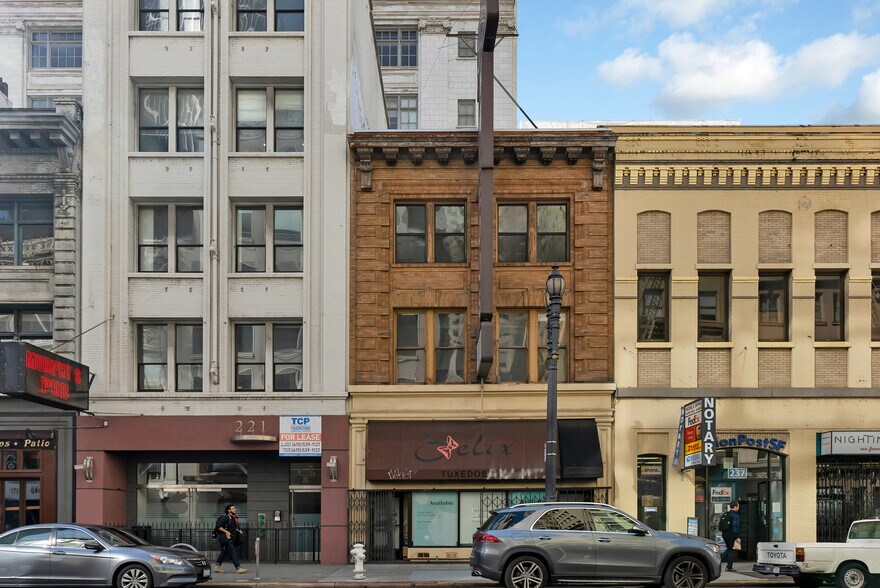 227-231 Kearny St, San Francisco, CA à louer - Photo du bâtiment - Image 3 de 26