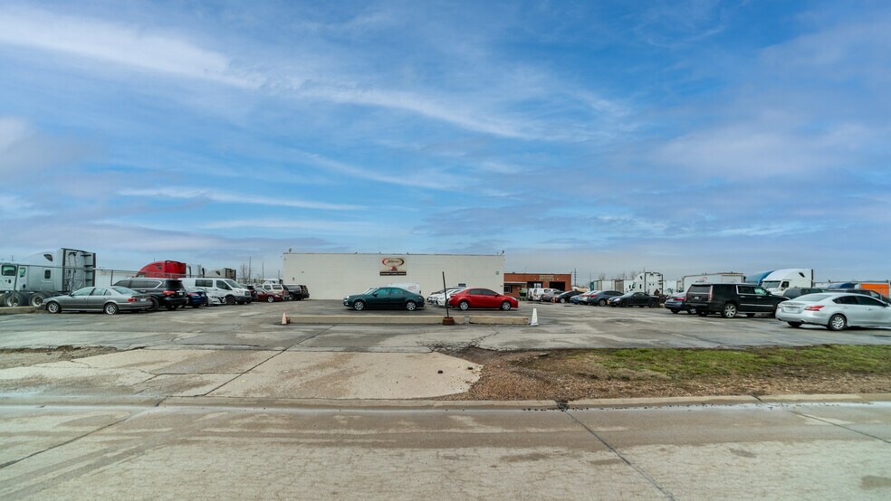 125-127 Byassee Dr, Hazelwood, MO à louer - Photo du bâtiment - Image 3 de 48