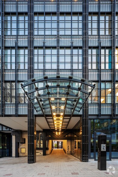 10 Fleet Pl, Londres à louer - Photo du bâtiment - Image 3 de 28