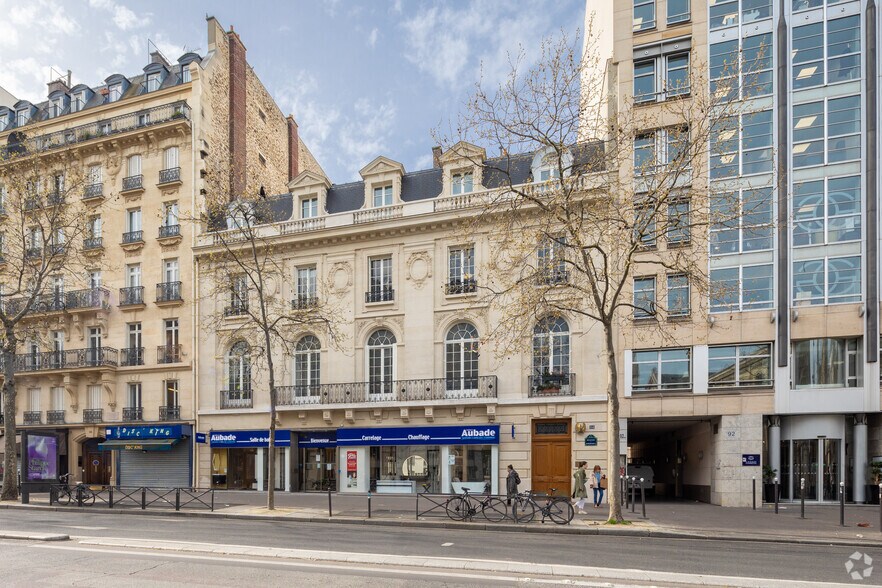 94 Boulevard Du Montparnasse, Paris à louer - Photo du bâtiment - Image 2 de 2