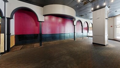 100 Central Ave, Sarasota, FL à louer Numérisation 3D de Matterport- Image 1 de 12