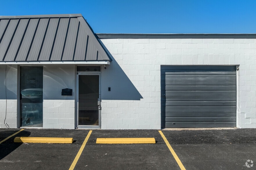 3604 Mangum Rd, Houston, TX for lease - Building Photo - Image 3 of 5