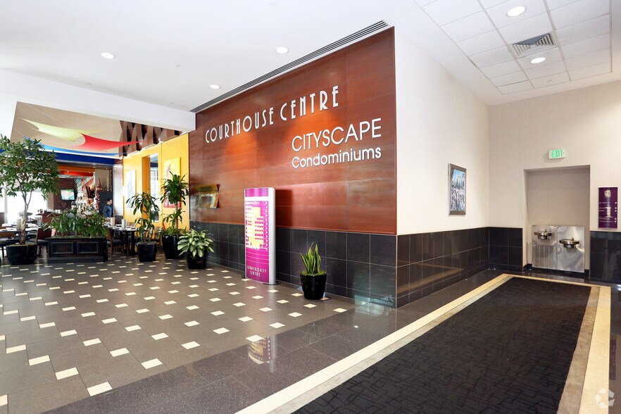 1990 Main St, Sarasota, FL à louer - Hall d’entrée - Image 2 de 36