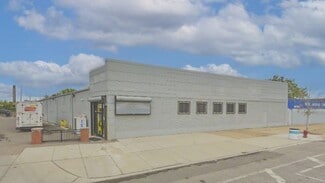 Plus de détails pour 12801 E Jefferson Ave, Detroit, MI - Commerce de détail à vendre
