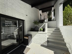 76 E Main St, Huntington, NY for lease Interior Photo- Image 2 of 16