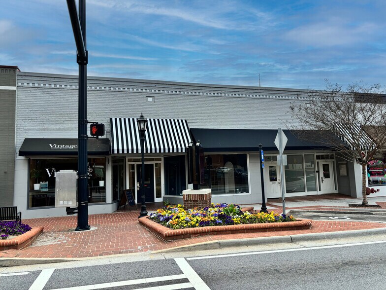 152 E Crogan St, Lawrenceville, GA à vendre - Photo du bâtiment - Image 1 de 1