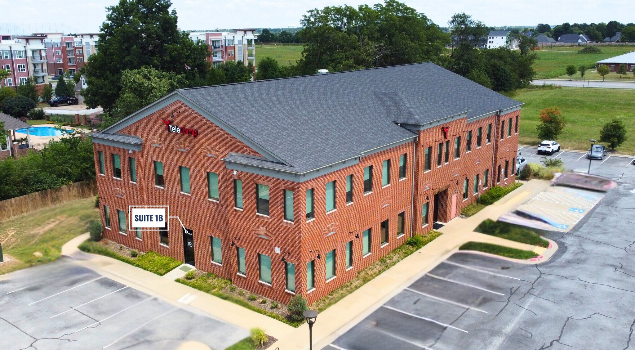 5104 S Pinnacle Hills Pkwy, Rogers, AR for sale Primary Photo- Image 1 of 1