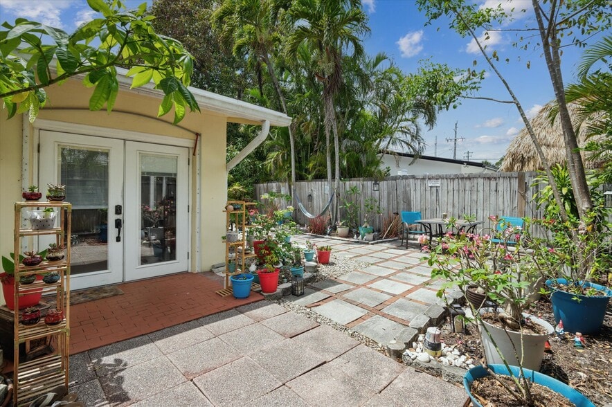 1715 SW 21st St, Fort Lauderdale, FL for sale - Building Photo - Image 2 of 13