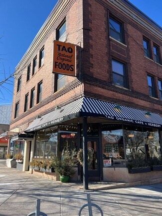 Plus de détails pour 2200-2204 Hennepin Ave, Minneapolis, MN - Multi-résidentiel à vendre