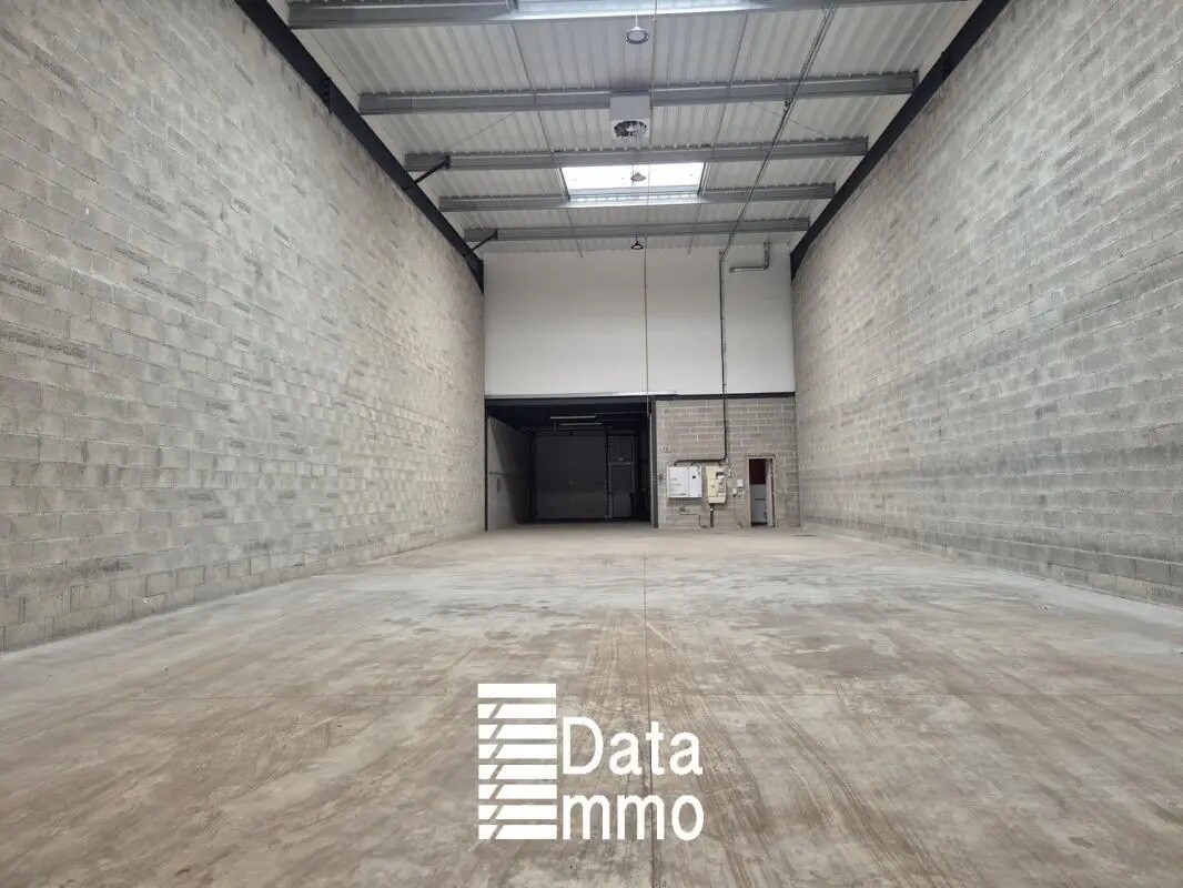 Industrial in Bussy-Saint-Georges for lease Building Photo- Image 1 of 9