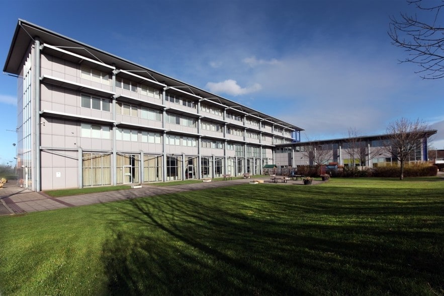 Ormesby Rd, Middlesbrough for lease - Primary Photo - Image 1 of 1