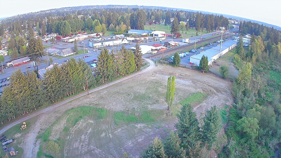 9204 40th Dr NE, Marysville, WA à louer - Photo du bâtiment - Image 3 de 4