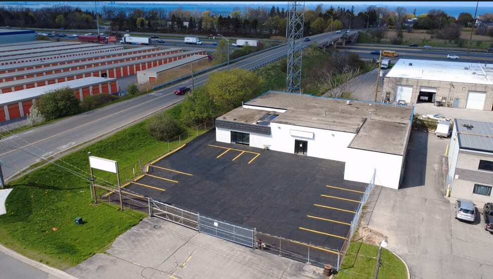 6 Community Ave, Hamilton, ON for sale - Building Photo - Image 1 of 1