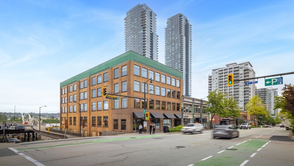 600-604 Columbia St, New Westminster, BC à vendre - Photo du bâtiment - Image 2 de 5
