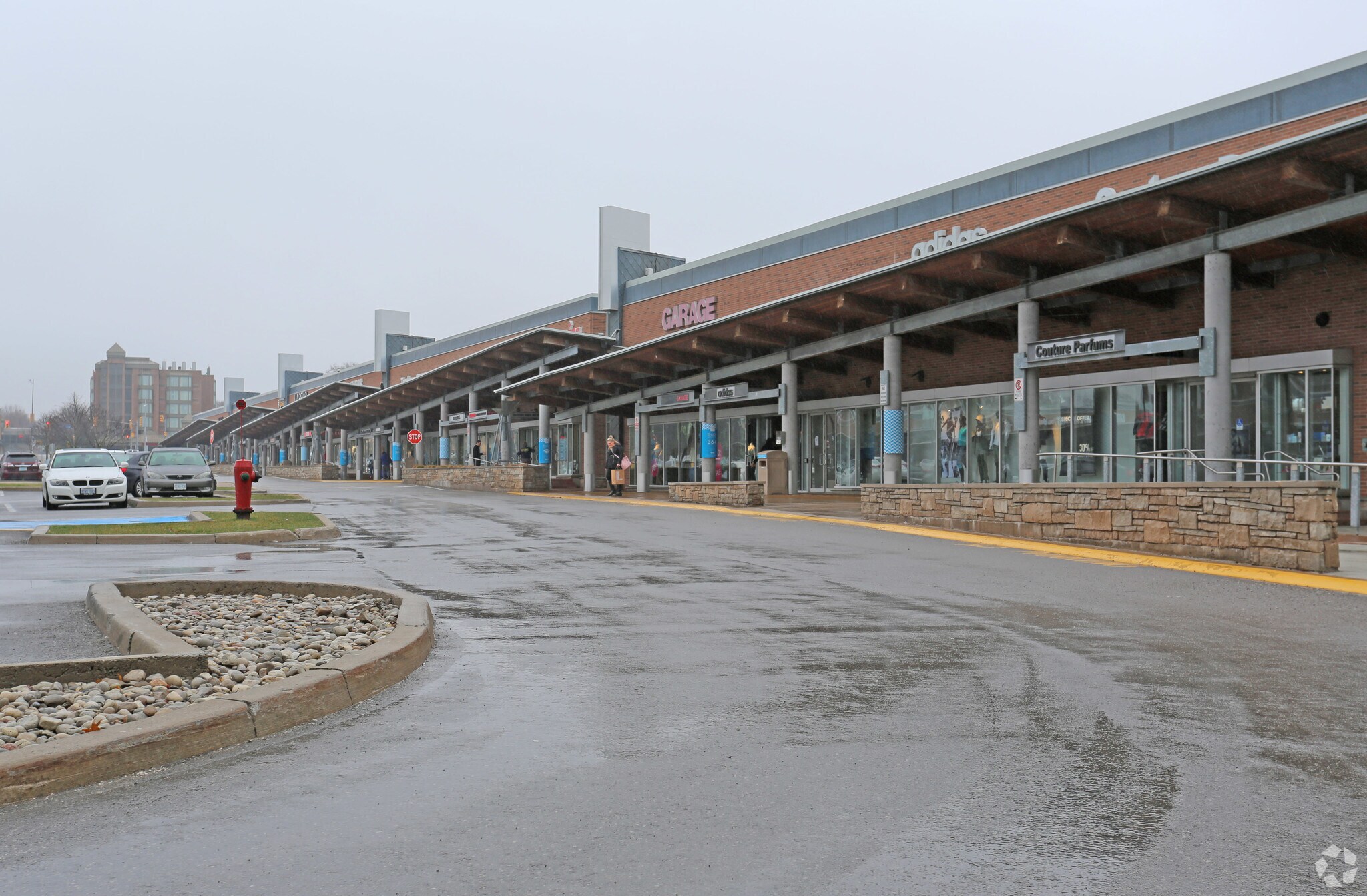 7500 Lundy's Ln, Niagara Falls, ON à louer Photo principale- Image 1 de 8