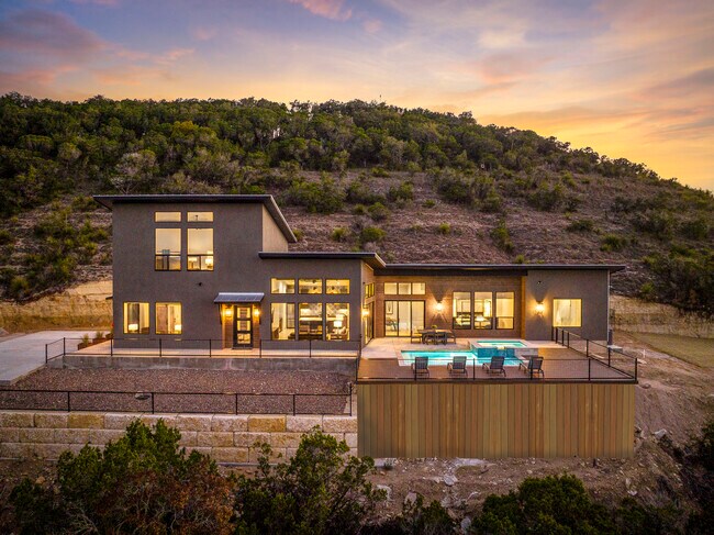 More details for SKYHOUSE Collection Portfolio – Specialty for Sale