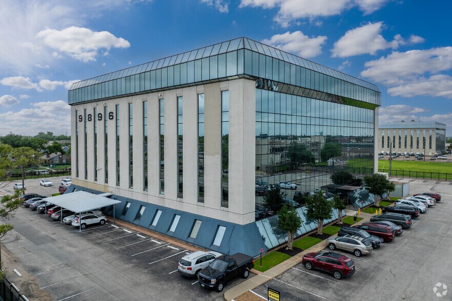 9896 Bissonnet St, Houston, TX à vendre - Photo principale - Image 1 de 11