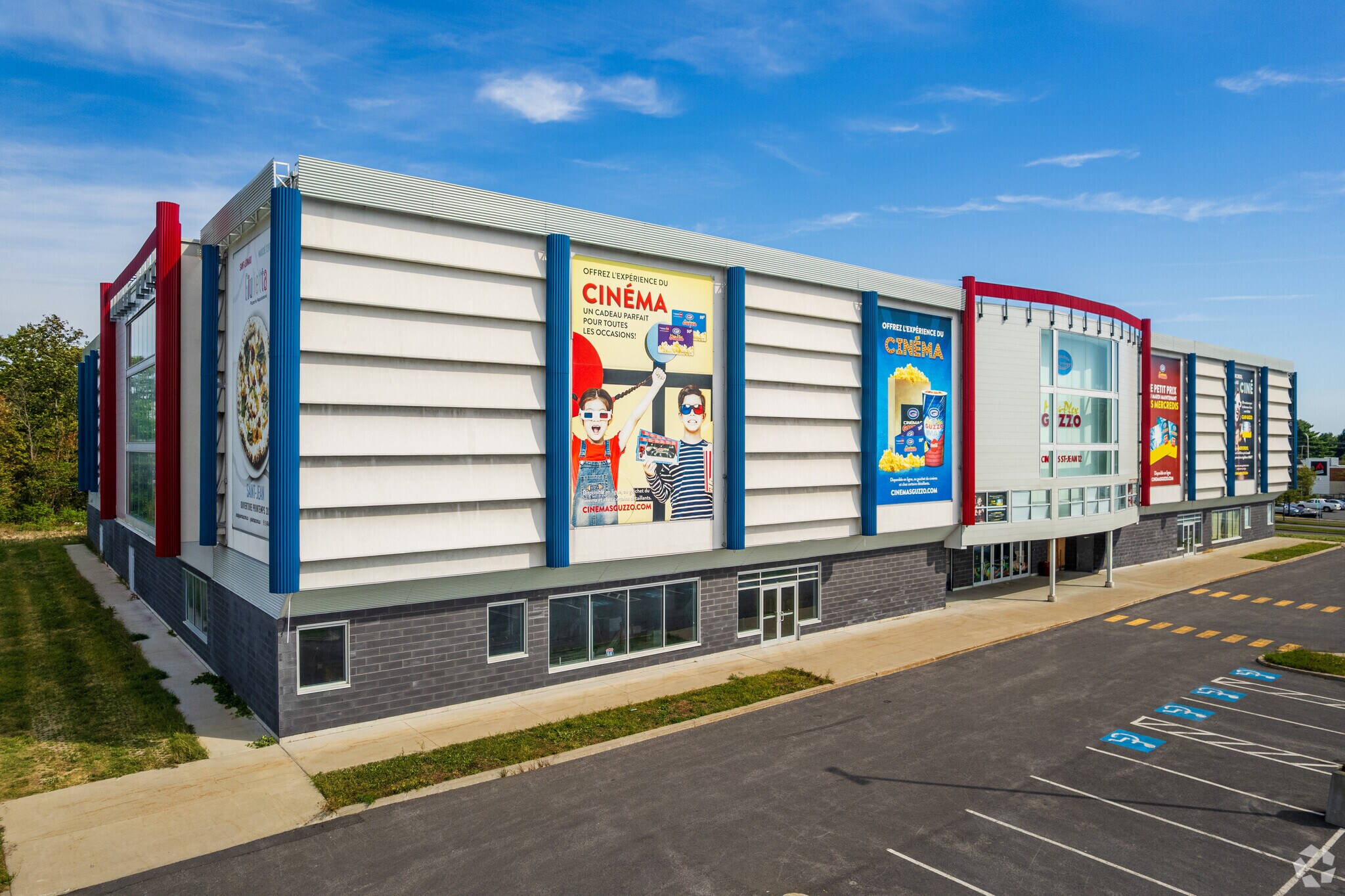 1280 Rue Douglas, Saint-jean-sur-richelieu, QC à louer Photo du bâtiment- Image 1 de 11