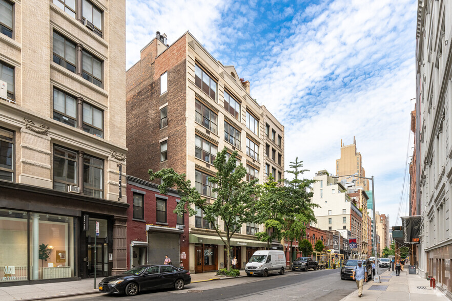 120-122 W 18th St, New York, NY for lease - Primary Photo - Image 1 of 3