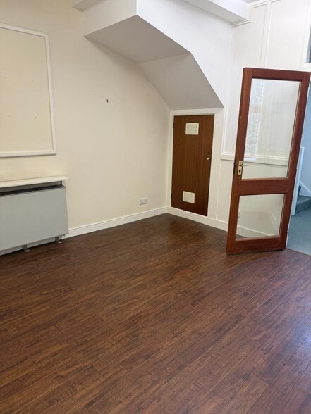 Stricklandgate, Kendal for sale - Building Photo - Image 3 of 10