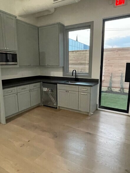 3315 Mercer St, Houston, TX à vendre - Photo intérieure - Image 2 de 6