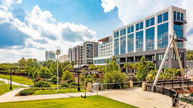 More details for 325 E Gaines St, Tallahassee, FL - Retail for Lease