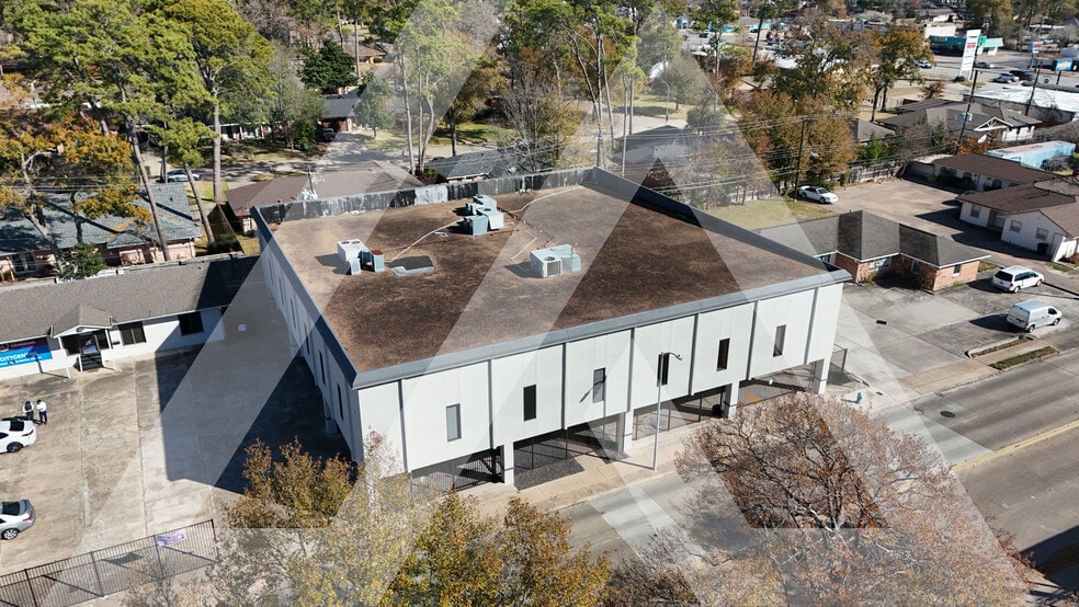 10122 Long Point Rd, Houston, TX for lease - Building Photo - Image 2 of 29