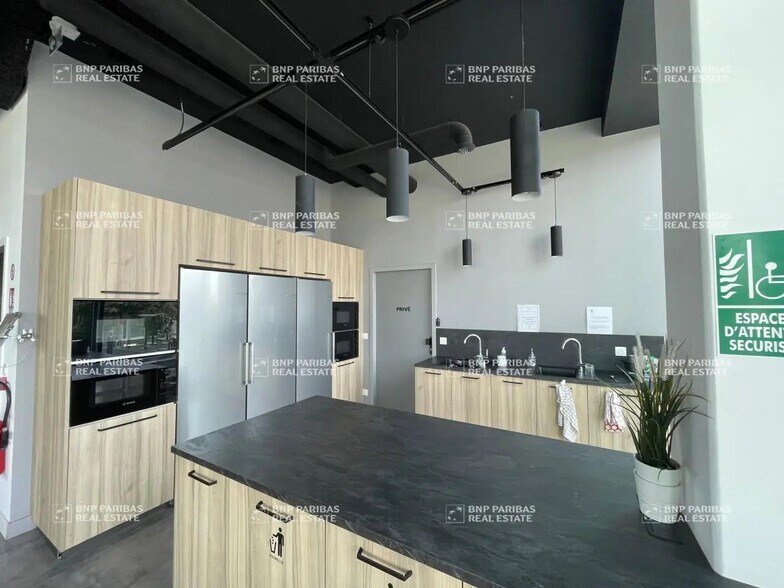 Bureau dans Limonest à louer - Photo intérieure - Image 3 de 10