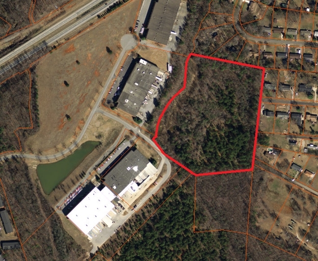 Austrian Way, Spartanburg, SC for sale - Primary Photo - Image 2 of 3