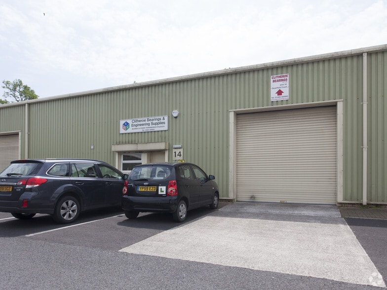 Deanfield Ct, Clitheroe for sale - Building Photo - Image 3 of 8