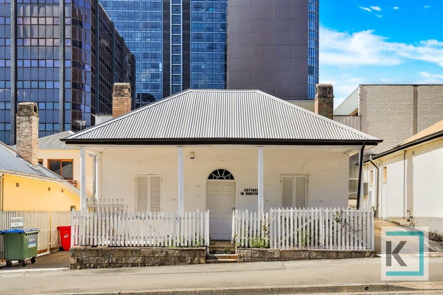 16 Hunter St, Parramatta à louer - Photo du bâtiment - Image 2 de 3